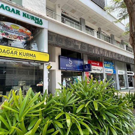 바얀레파스 New 6Pax Soho Near Usm & Spice Arena & Airport 아파트 외부 사진